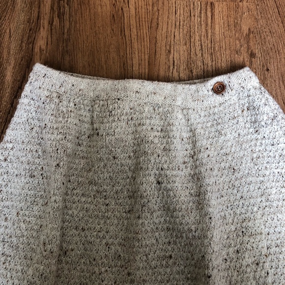 Vintage Marisa Christina Sweater Skirt with wooden buttons - Picture 3 of 8